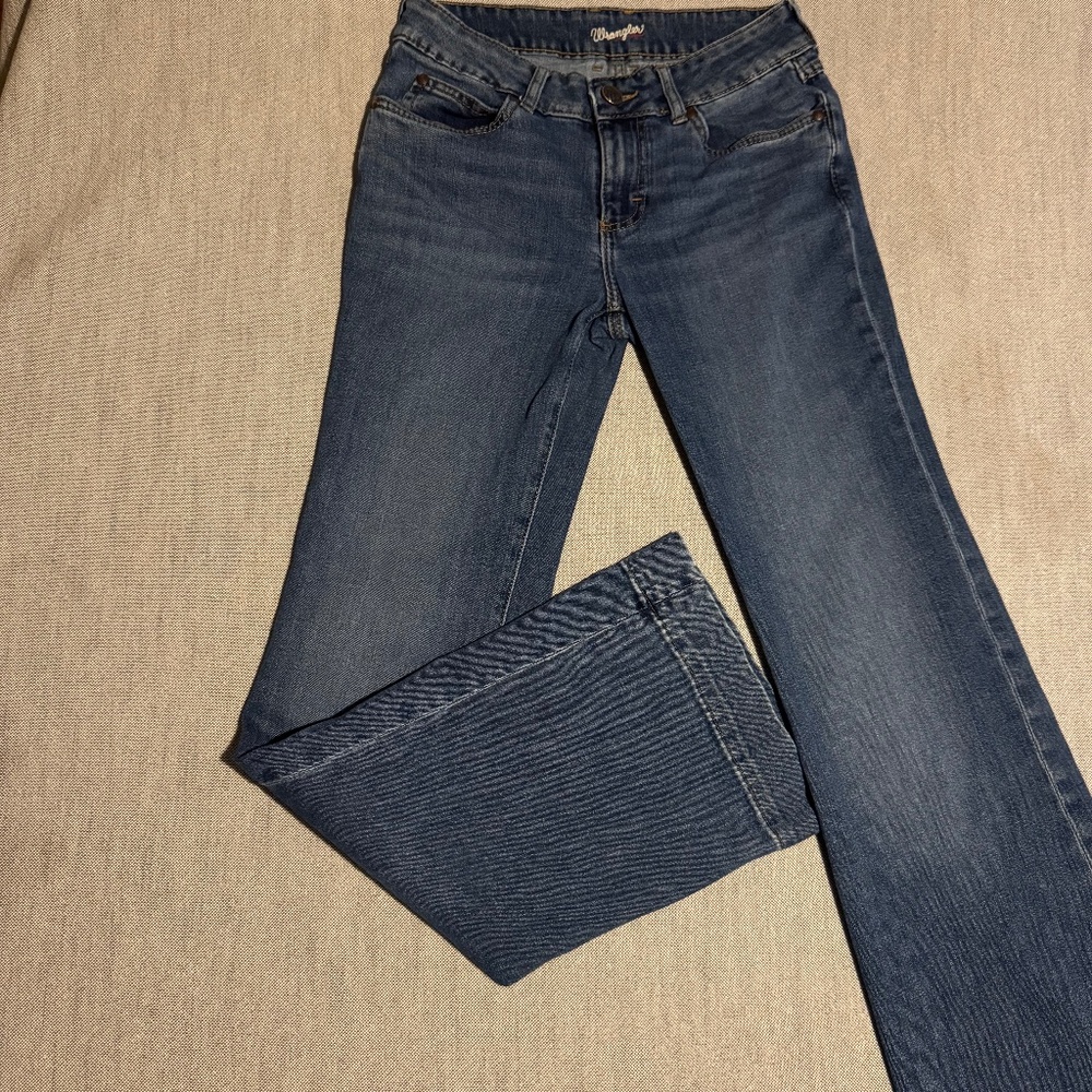 Like new lightly worn wranglers